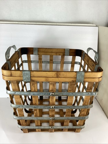 Large woven wood - woven,