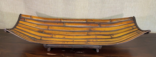 Decorative curved bamboo tray - curved,