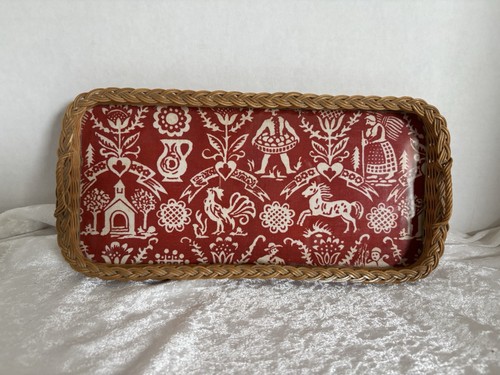 Vtg woven rattan rectangular - woven,